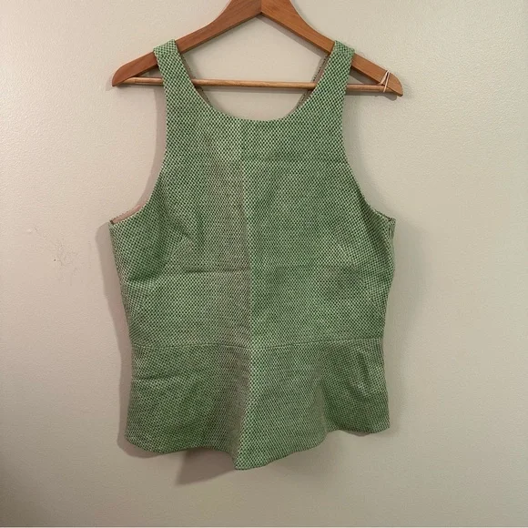 Banana Republic Textured Green Sleeveless Blouse - Picture 1 of 5